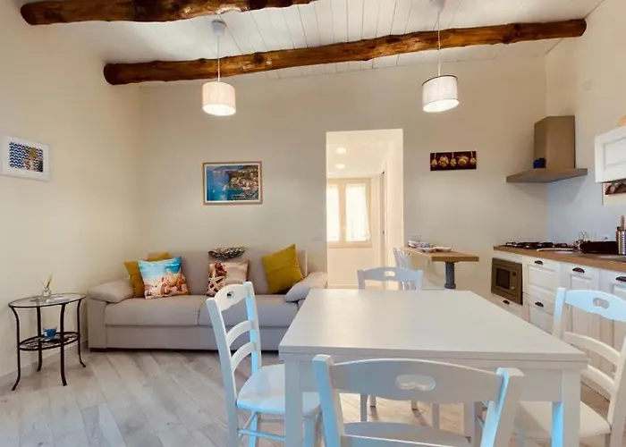 Annare, Casa Al Mare, Casa Al Mare